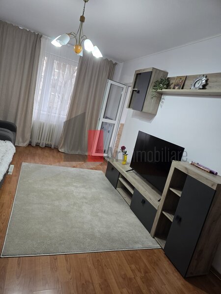 Sos. Berceni - Aparatorii Patriei. vanzare apartament decomandat 3 camere